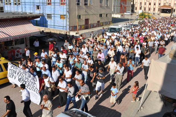 Ovacık’ta, Sürgü Beldesindeki saldırı protesto edi galerisi resim 2