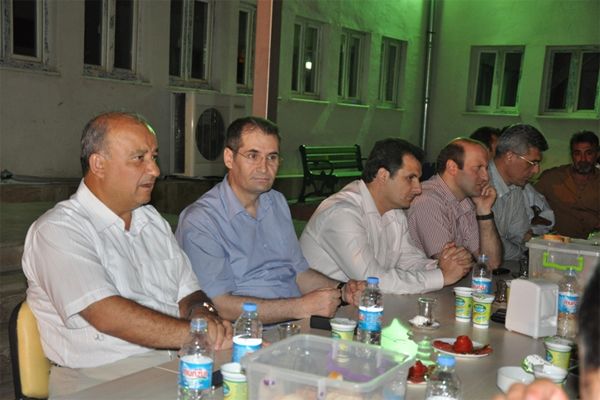 Rektör Boztuğ’dan iftar yemeği galerisi resim 1