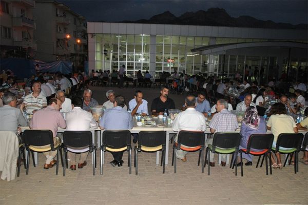 Rektör Boztuğ’dan iftar yemeği galerisi resim 3