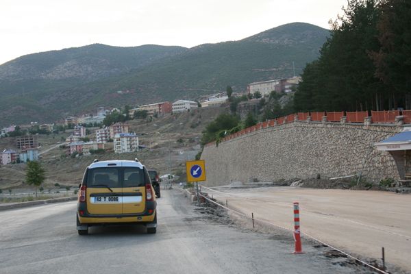 Yol yapım çalışmalarında ‘İhmaller’ devam ediyor! galerisi resim 1