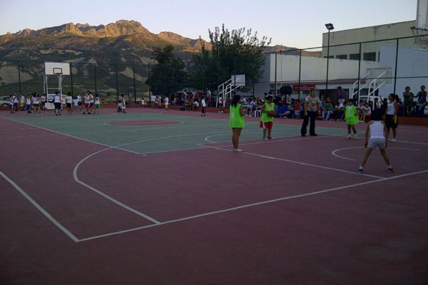 Basketbol İl Temsilciliği Zeynep Hocasını unutmadı galerisi resim 4