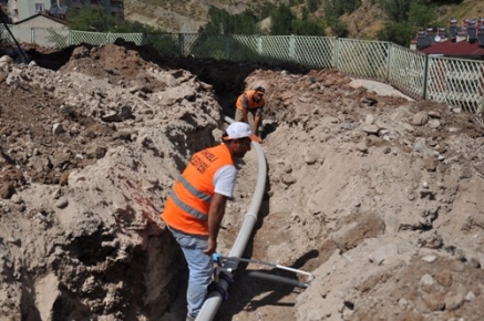 301.Sokak'ta Alt-Üst Yapım Çalışmaları Sürüyor