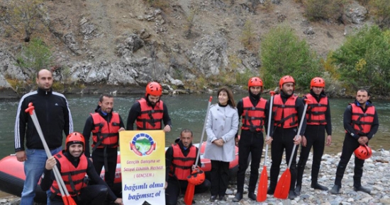 Munzur Çayında Rafting