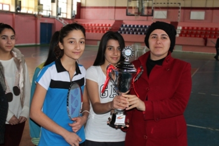 Okul Sporları Badminton Müsabakaları sona erdi​