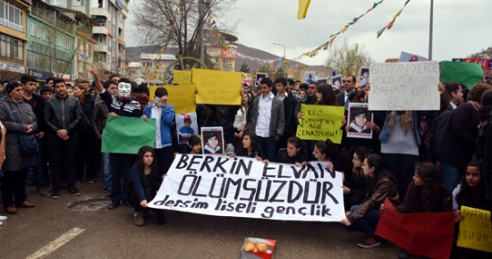 Tunceli'de Liseliler Berkin Elvan için yürüdü