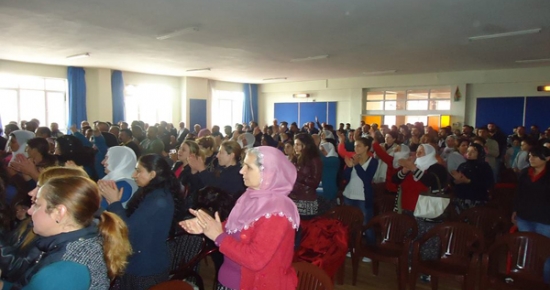 10 yıllık çalışmasını anlatan Konak, belediyeyi halka teslim etti