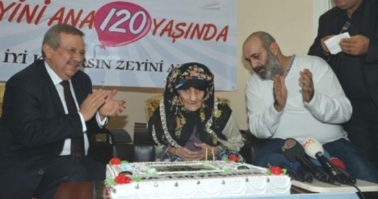 120 Yaşındaki Zeyini Nine Vefat Etti