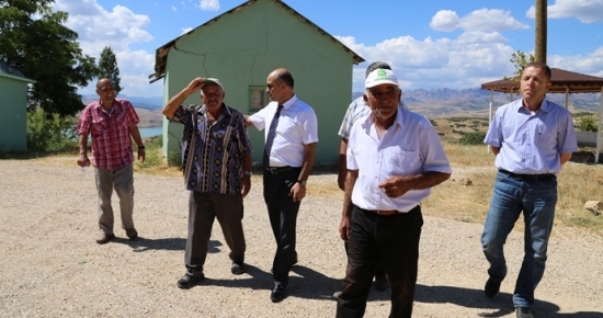 Pir Ali Ziyaret Yolu Asfaltlama Çalışmaları devam ediyor