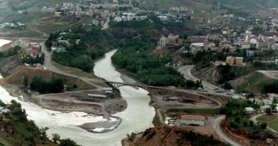 Dersim’de barajlar 60 köyü su altında bırakacak