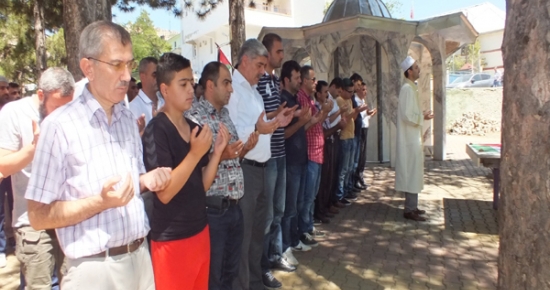 İsrail'in Gazze'ye saldırılarının protesto edilmesi