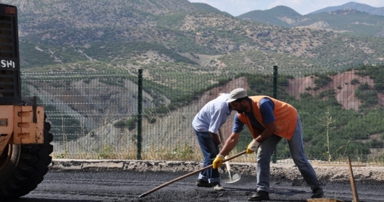 Asfaltlama Çalışması Sürüyor