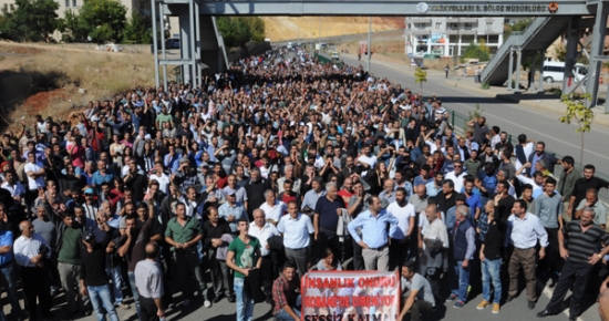 Binlerce kişi Kobani için yürüdü