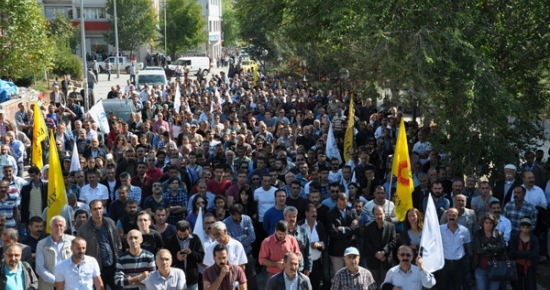 Tunceli'de KESK Üyelerinden İş Bırakma Eylemi