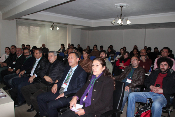 Dersim'de 'özgürlüğümüz için barış istiyoruz' çalıştayı gerçekleşti