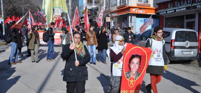 Kobani'de öldürülen Sibel Bulut için Dersim’de yürüyüş