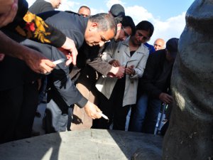 Suriye’de Alevilerin katledilmesi yürüyüş ile protesto edildi