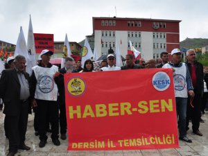 PTT Çalışanları, Sürgünleri Protesto Etti