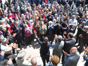 Selvi Kılıçdaroğlu  seçim çalışmalarına destek için Dersim'deydi