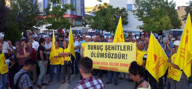 Suruç’ta hayatını kaybedenler için lokma dağıtıldı