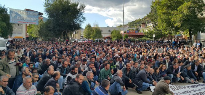 Ankara’daki saldırıya Dersim’den oturma ve yürüyüşlü tepki