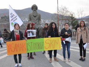 SKM üyeleri kadın katliamlarını protesto etti