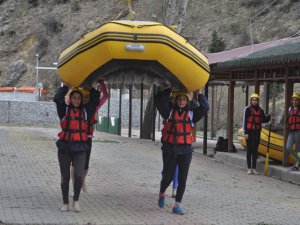 Raftingciler Türkiye'yi temsil edecek