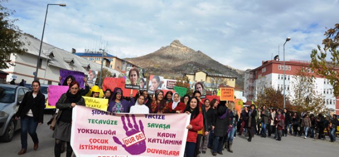 Kadın merkezinden boşanma komisyonuna karşı açıklama