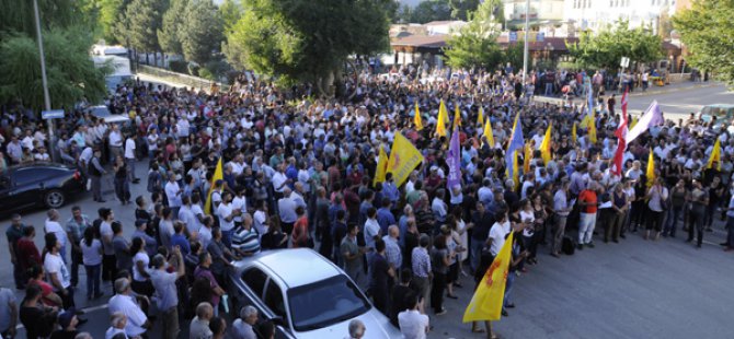 'Dersim’de kalan 85 eğitimci de görevine iade edilmeli’