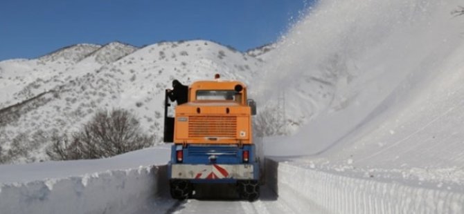 Pertek Karayolu Ulaşıma Açıldı