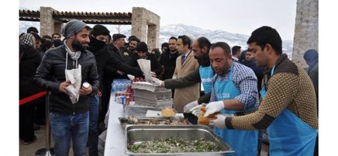 Munzur Üniversitesinde Balık Ekmek Etkinliği