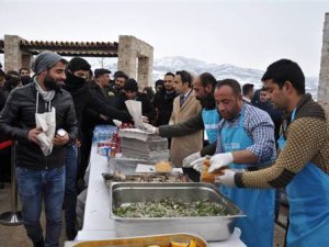 Munzur Üniversitesinde Balık Ekmek Etkinliği