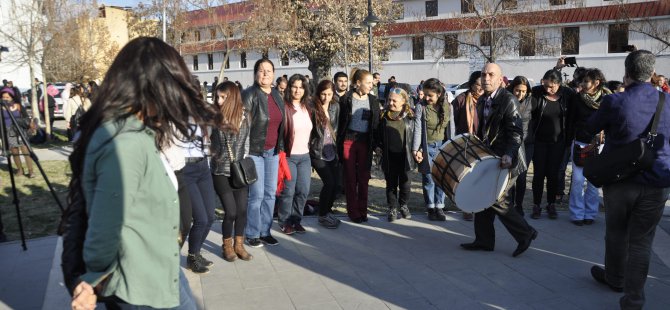 Dersim’de  Kadınlar Günü coşkuyla kutlandı