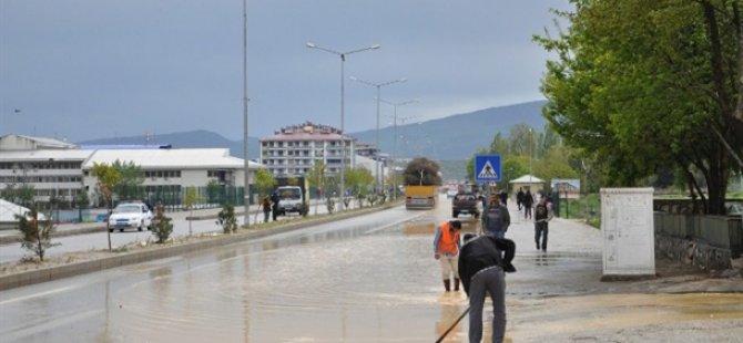 Meteorolojiden Sağanak Uyarısı