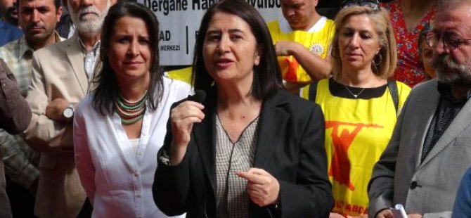 HDP Eş Genel Başkanı Kemalbay, aşure dağıttı