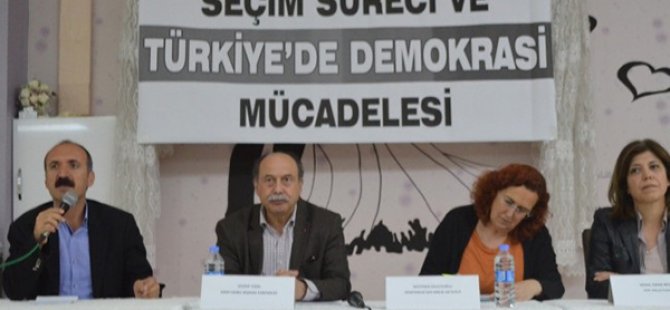 Dersim'de "Seçim süreci ve Türkiye’de demokrasi mücadelesi" toplantısı