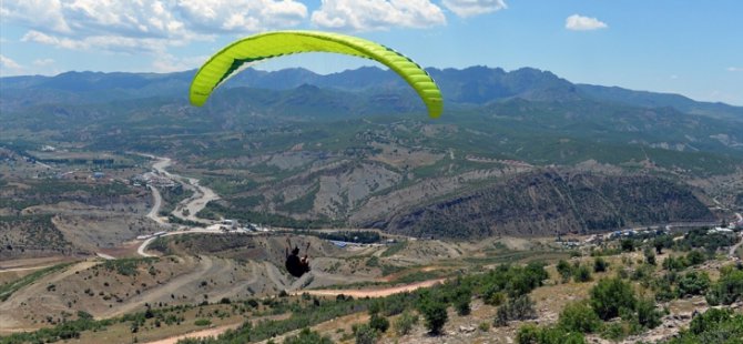 Tunceli’de yamaç paraşütü akrobasi şampiyonası yapılacak