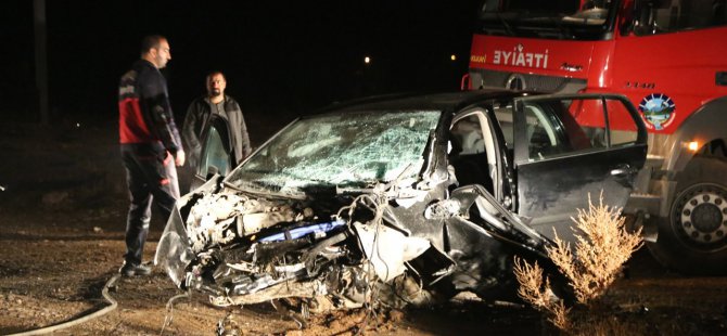 Trafik kazası: 2 genç hayatını kaybetti