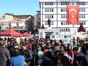 "Sıfır Atık" için bez torba dağıtıldı