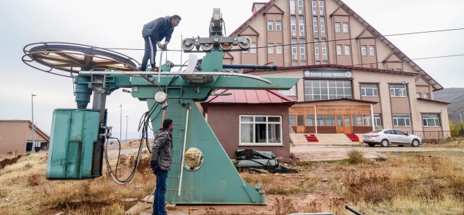 Kayak merkezi yeni sezon için gün sayıyor