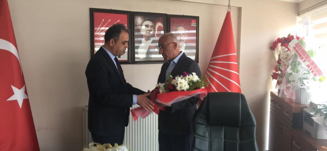 CHP İl başkanlığında devir teslim töreni yapıldı