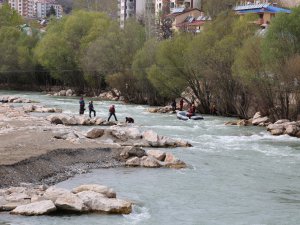 Kayıp Uzman Çavuş Güneş’i arama çalışmaları sürüyor