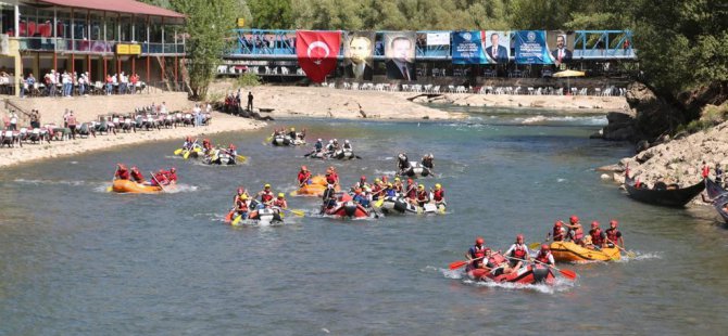 Munzur'da 200 sporcuyla rafting yapıldı