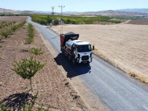 Battalgazi’deki kırsalda asfaltsız yol kalmıyor