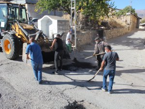 Çemişgezek Belediyesinden asfalt ve bakım çalışmaları