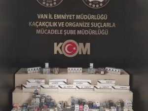 Van’da kaçak cep telefonu, safran, çay ve sigara ele geçirildi