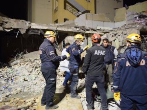 Malatya’da çöken binada arama çalışmaları sona erdi