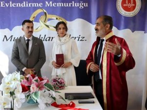 Tunceli Müftülüğünde ilk resmi ve dini nikah kıyıldı