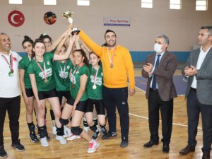 Voleybol il şampiyonası maçları sona erdi