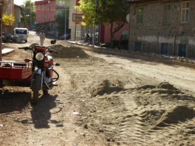 Pertek’te sondaj çalışması