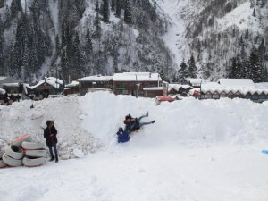 14. Ayder Kar Festivali renkli görüntülerle başladı